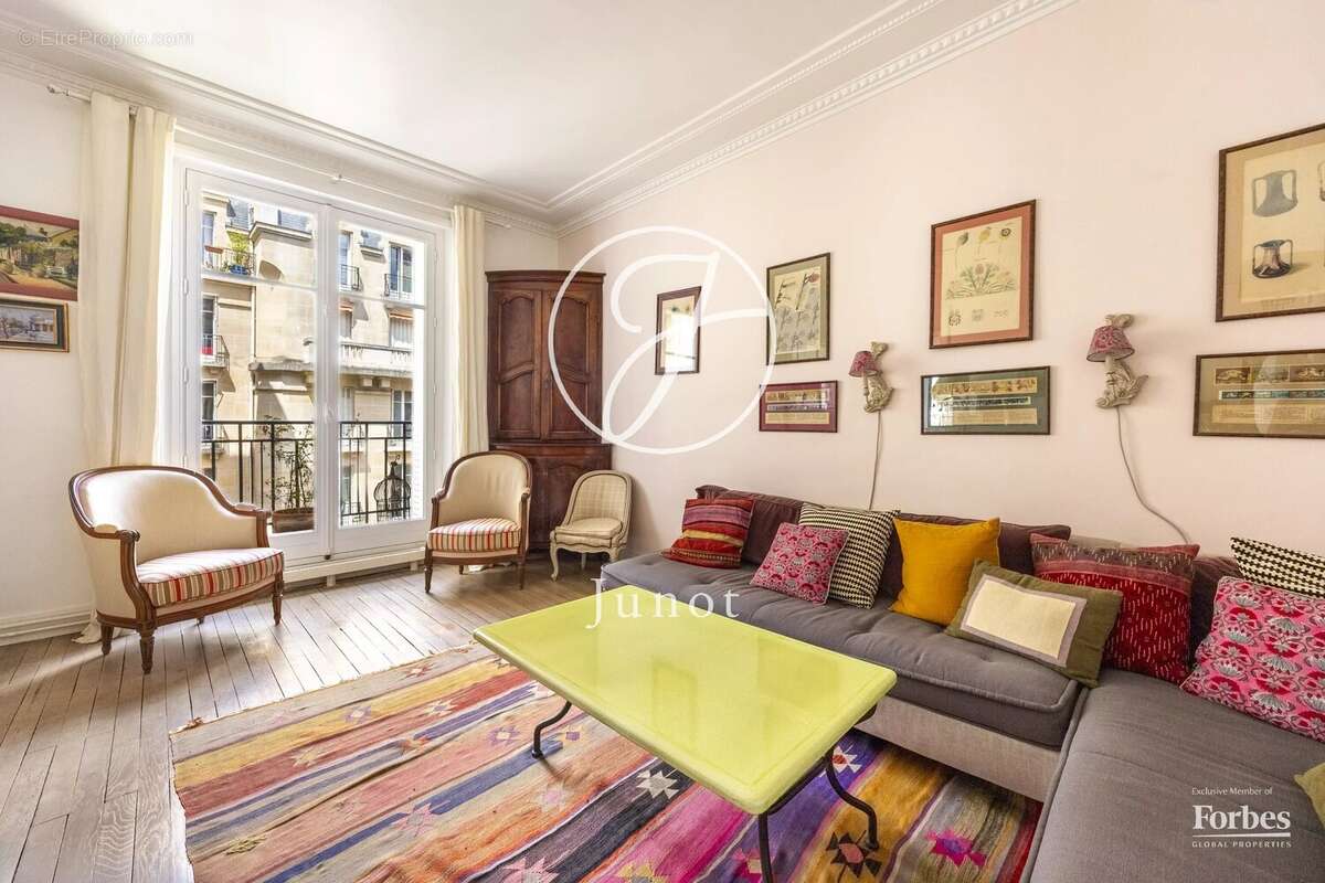 Paris 16e - PLACE RODIN / RANELAGH - Appartement familial - 6 pièces - 149,27m² Carrez - 4 chambres - photo 9