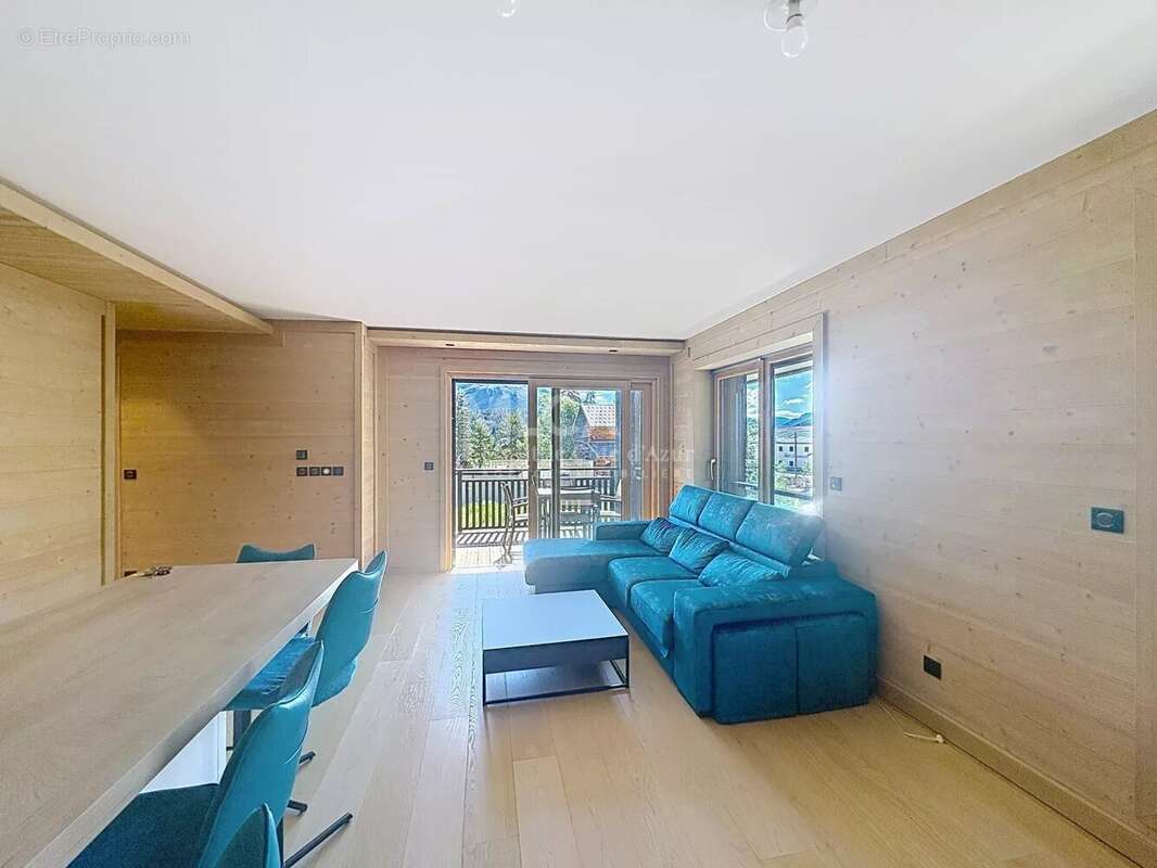 Appartement à SAINT-ETIENNE-DE-TINEE