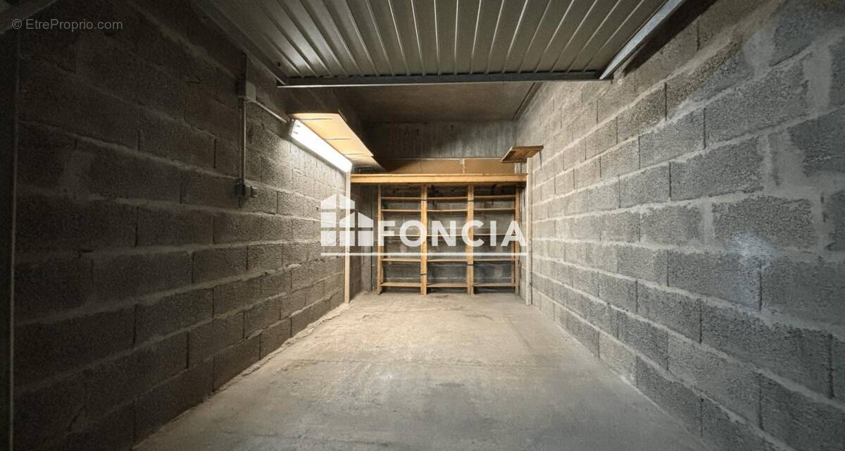 Parking à SAINT-JEAN-DE-MONTS