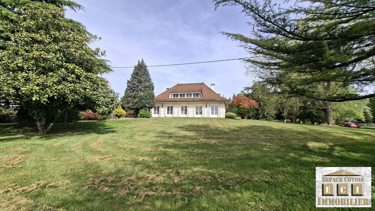 Maison à ORNACIEUX
