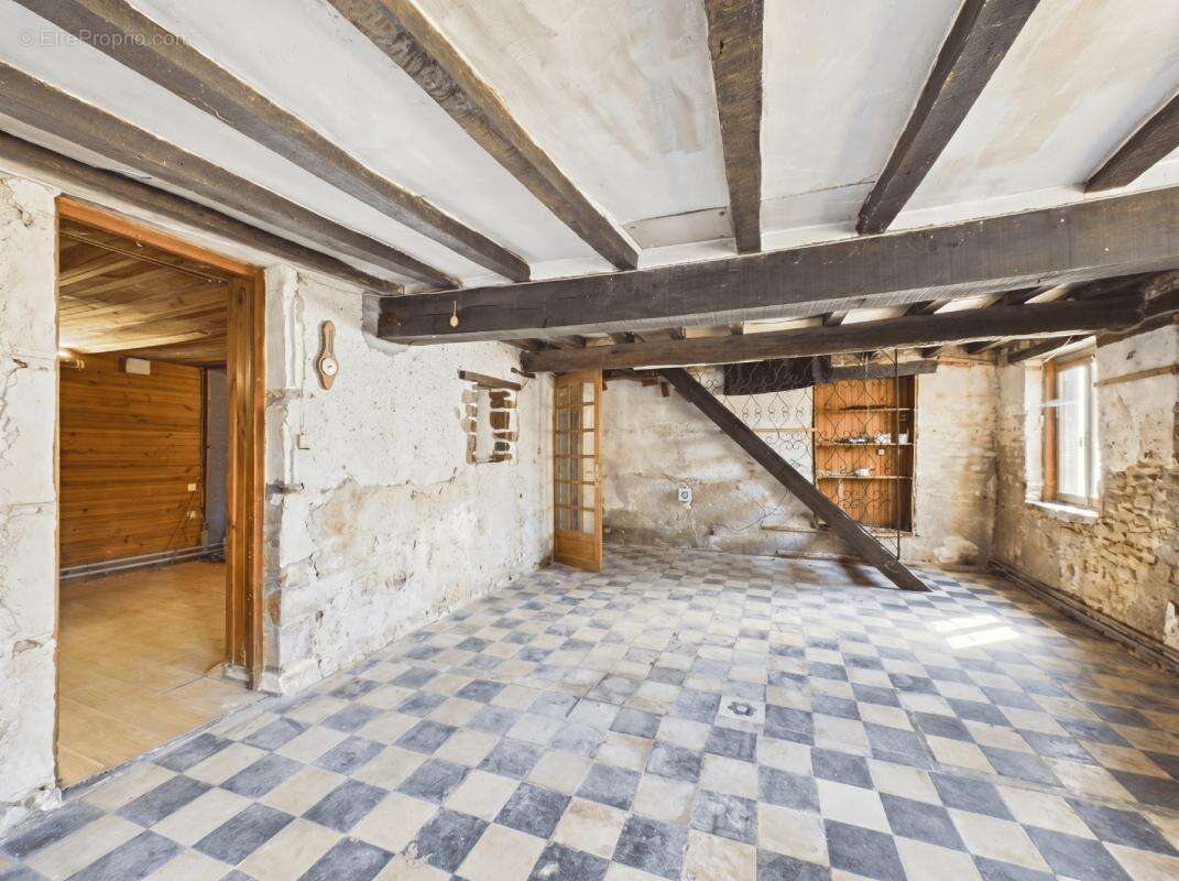 Maison à LECELLES