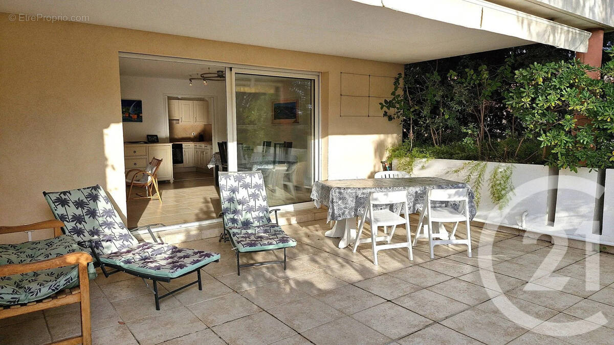 Appartement à LE LAVANDOU