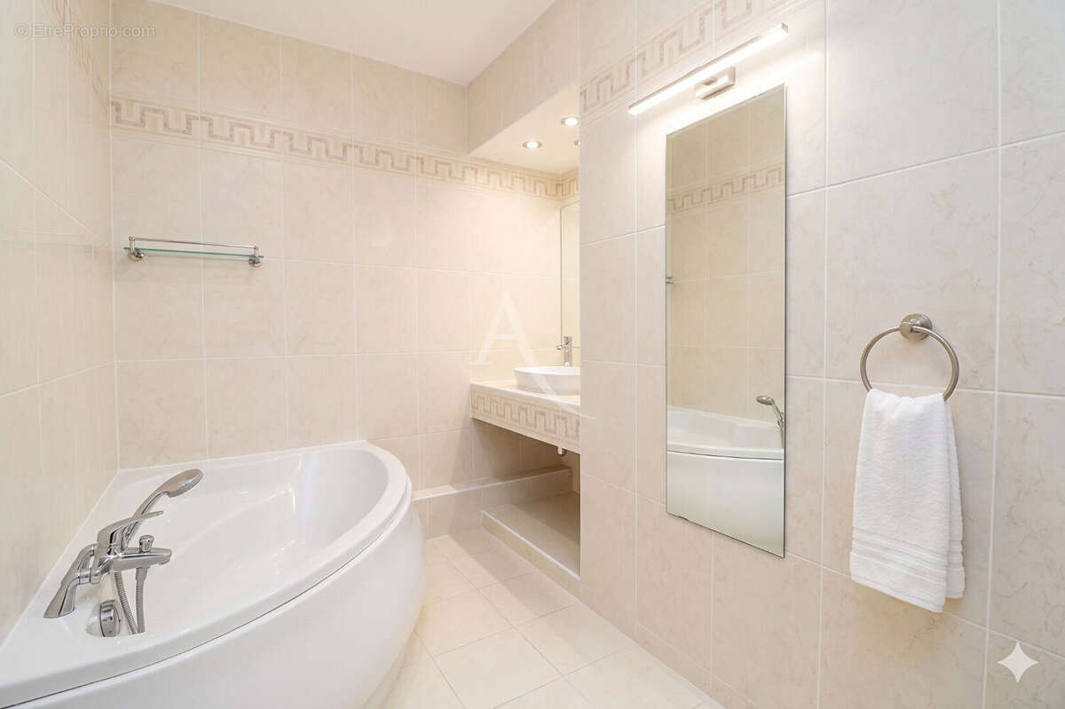 Appartement à MARSEILLE-10E