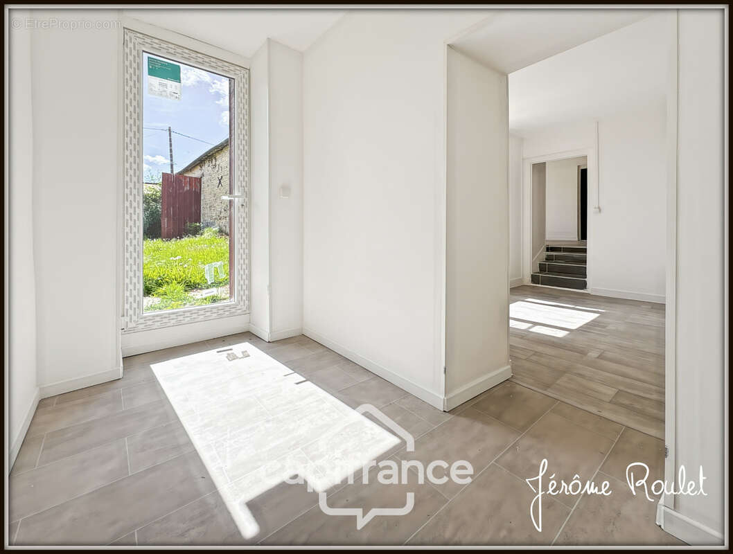 Maison en pierre à vendre 5 pièces 2 chambres Nombreuses Dépendances Terrain 22 400 m² Champigny-En-Rochereau (86) - photo 19