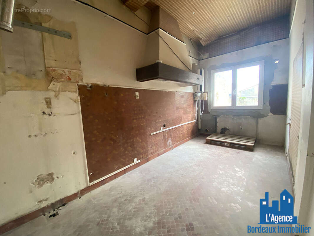 Bordeaux - croix blanche - appartement de 55 m² avec une terrasse de 54 m² . benoît trement - o6 51 26 22 32. - photo 5