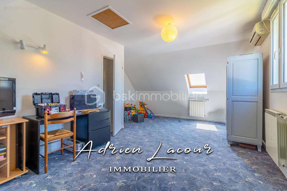 Jolie maison familiale au centre du village - photo 8