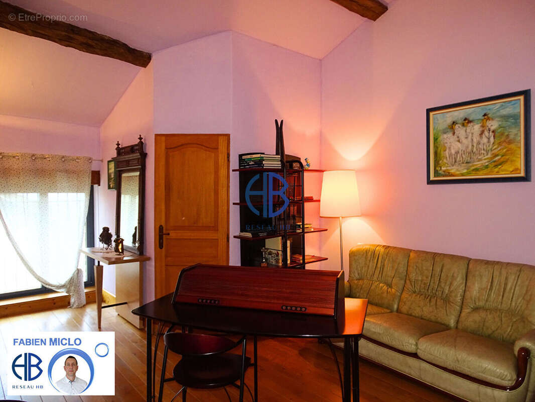 Maison à VILLETTE-SUR-AIN