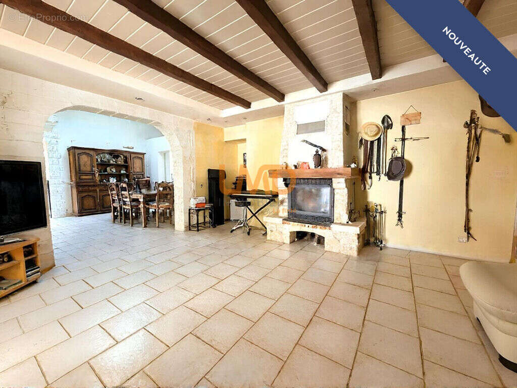 Maison à TOURRETTES