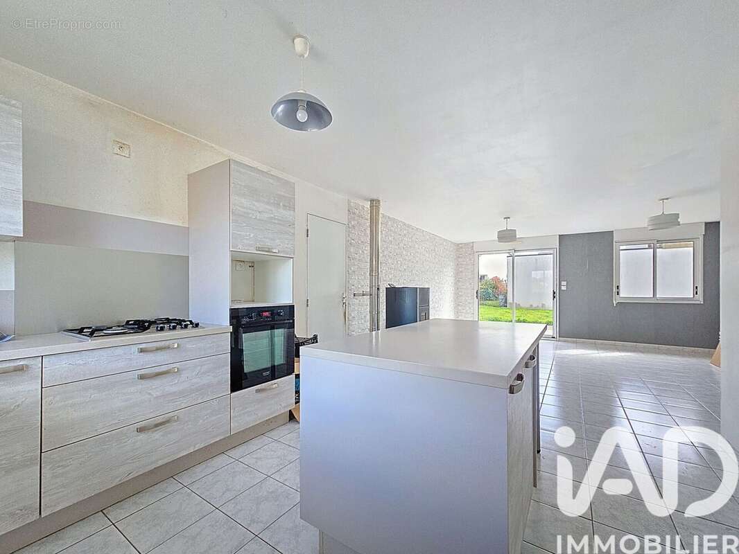 Photo 2 - Maison à SAINT-AUBIN-DES-LANDES