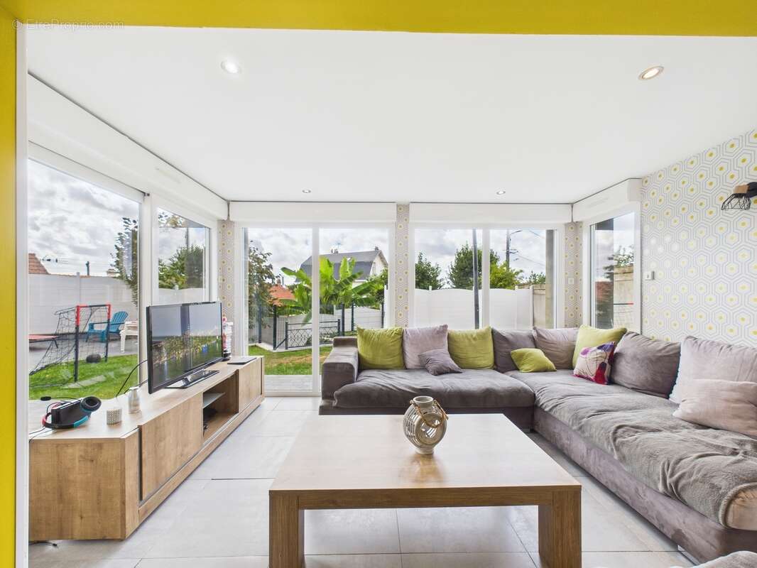 Maison à CHARLEVILLE-MEZIERES