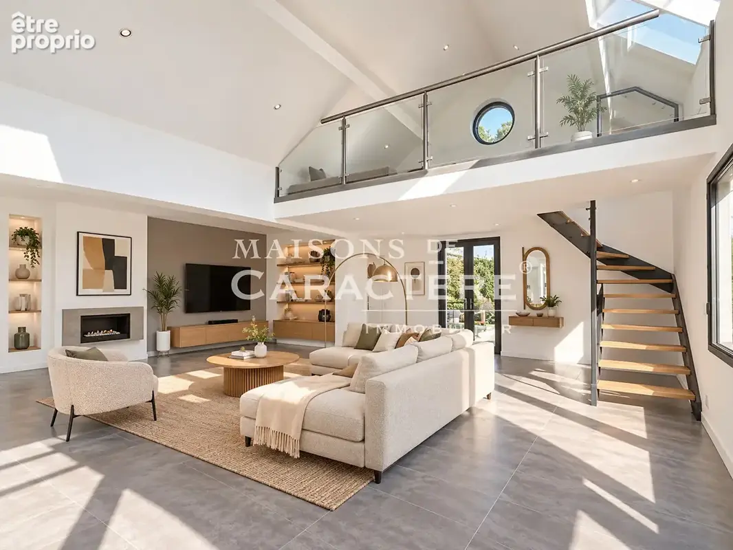 Maison de charme individuelle avec triple Séjour & Hauteur cathédrale - photo 3