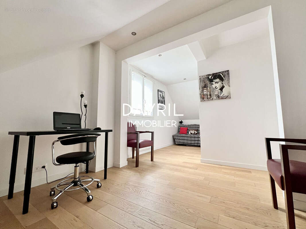 Maison à CONFLANS-SAINTE-HONORINE