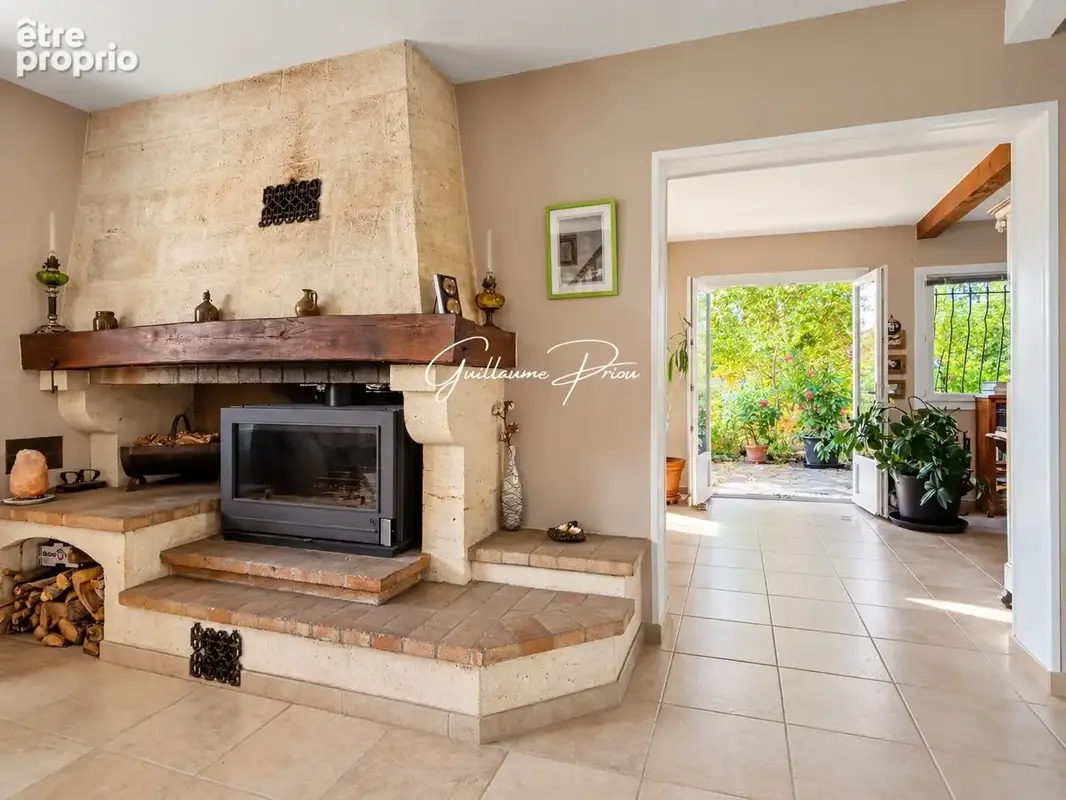 Maison 6 pièces 156 m² à vendre à Saint-Loubes (33450) - photo 3