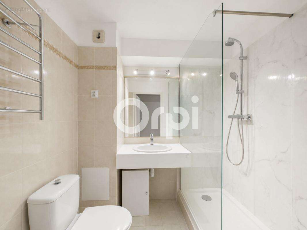 Mandelieu, studio, domaine sécurisé, piscine, tennis - photo 7