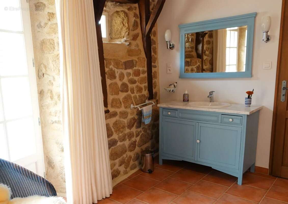 Appartement à PRIVAS