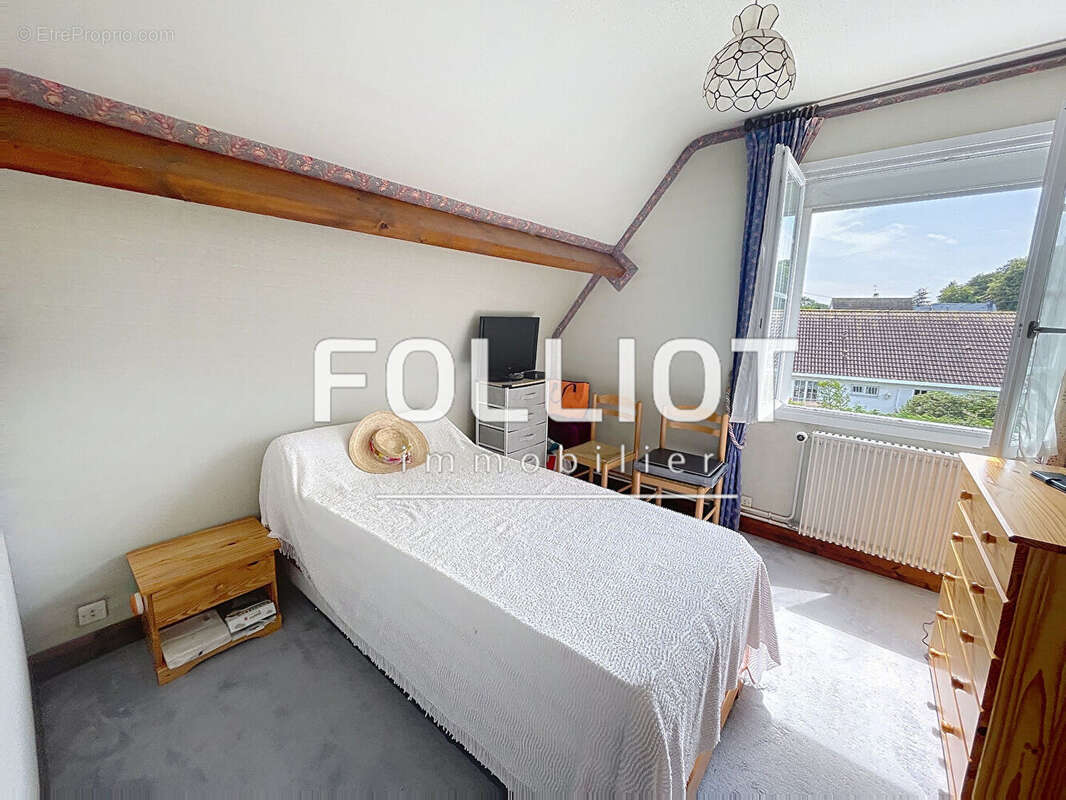 Maison à AMFREVILLE