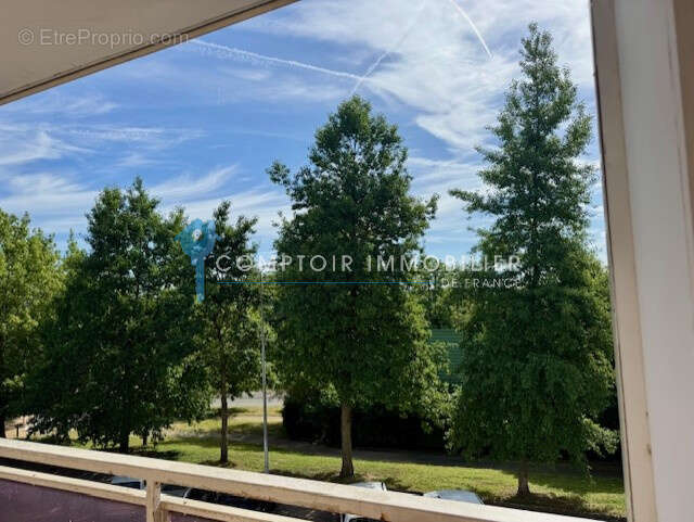 Appartement à CORBEIL-ESSONNES