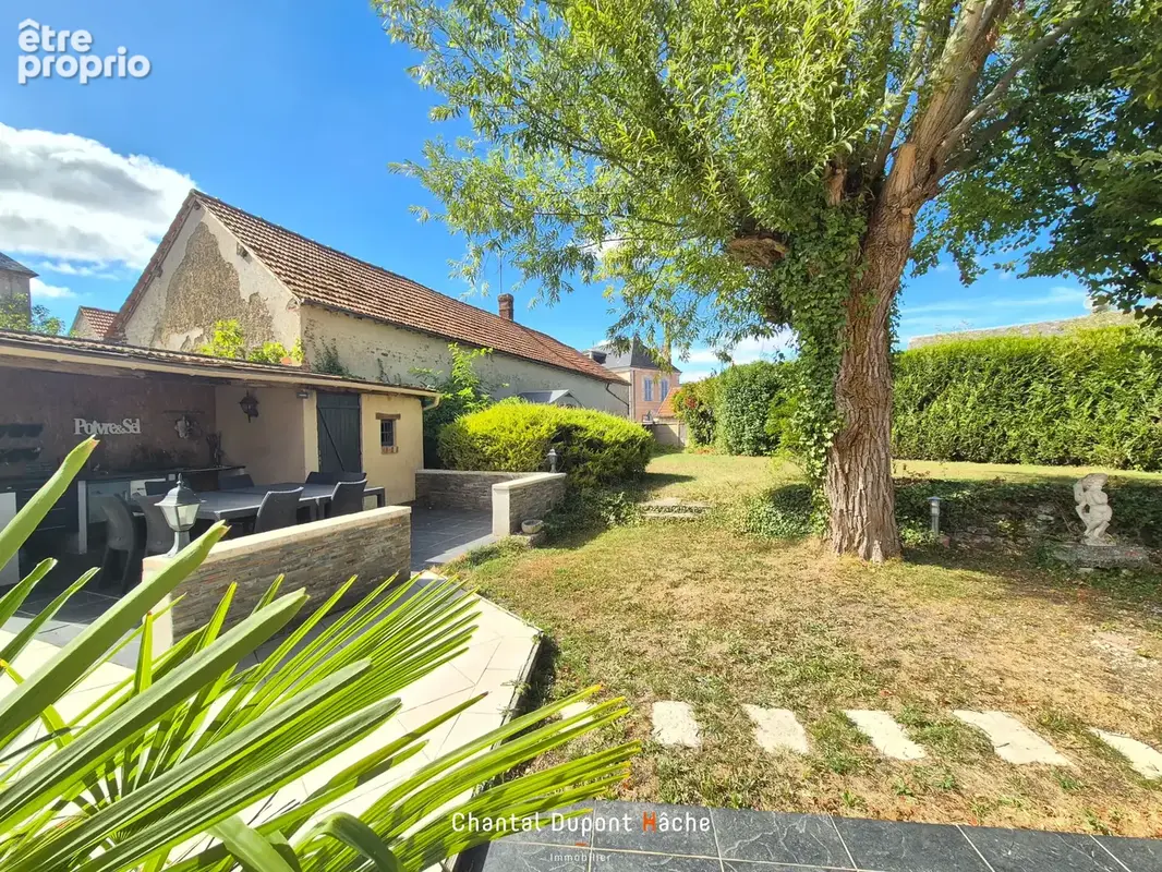 7 KM DE LA COMMUNE DU COUDRAY - Agréable maison des années 1900, 3 chambres, jardin et maison indépendante - photo 2