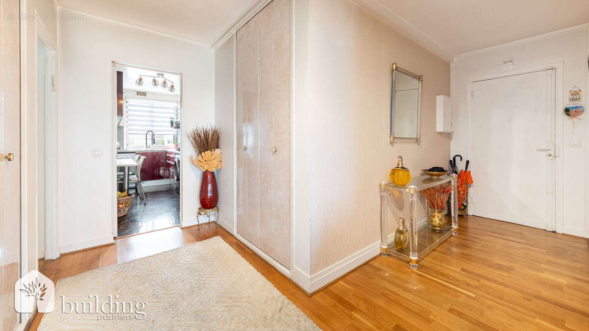 Appartement à PARIS-18E