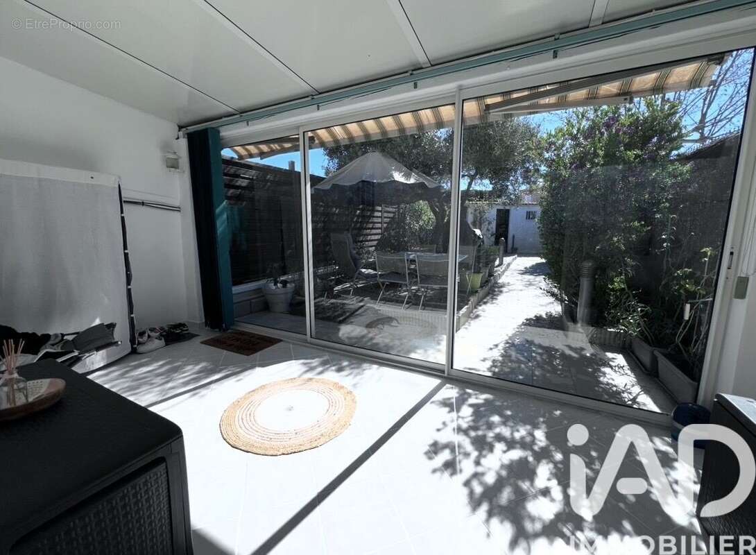 Photo 2 - Maison à LA LONDE-LES-MAURES