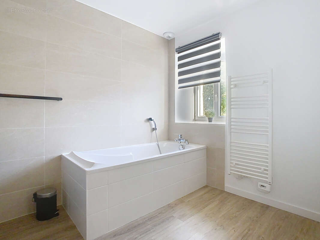 Maison à SAINTE-MARIE-DU-MONT