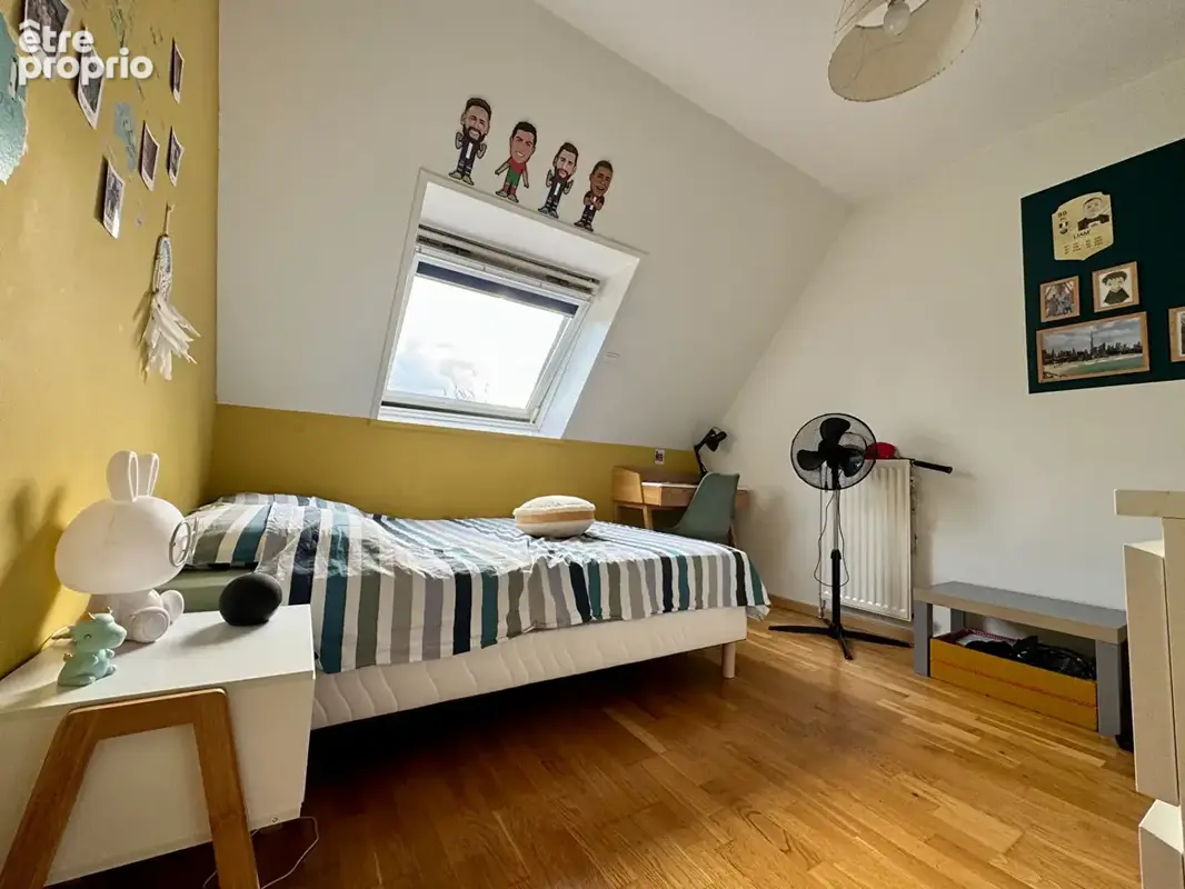 Superbe maison individuelle - Secteur Bellefontaine 4 chambres - Double garage et Jardin! - photo 3