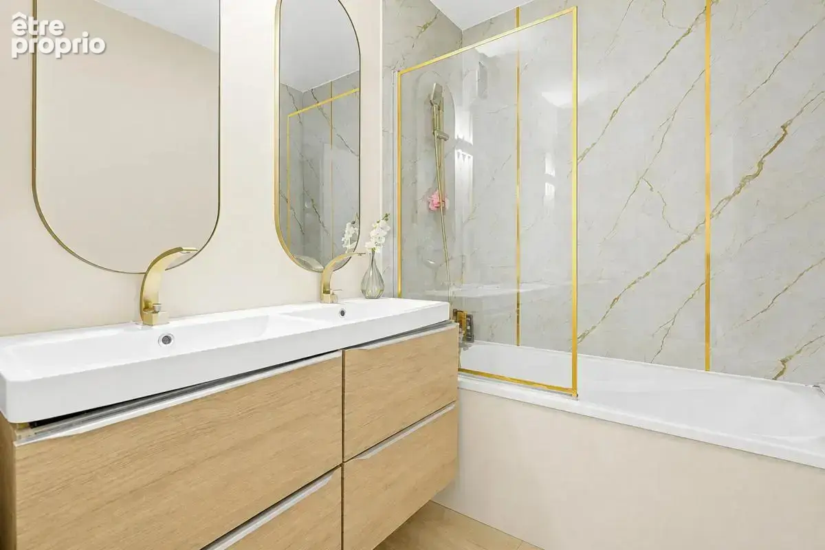 Appartement de 4 pièces de 77 m² à Avignon - photo 11