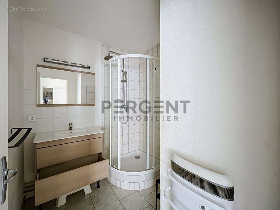 Appartement 53 m² à Charleville-Mezieres  - photo 4