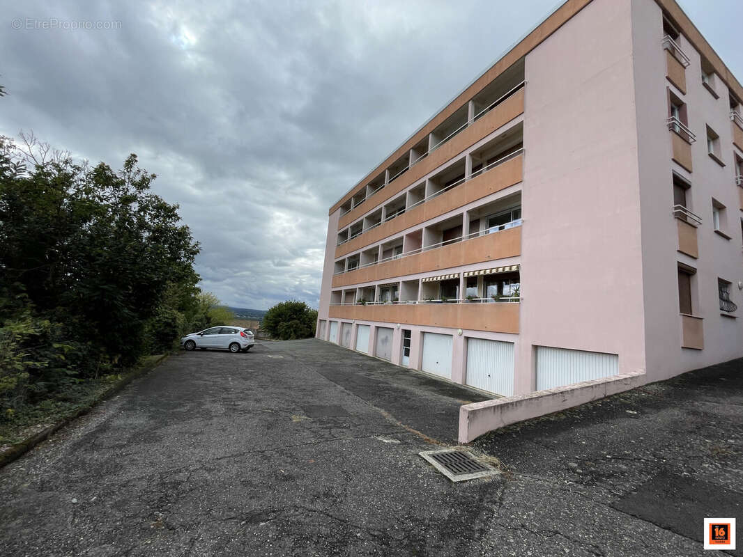 Appartement à THIERS