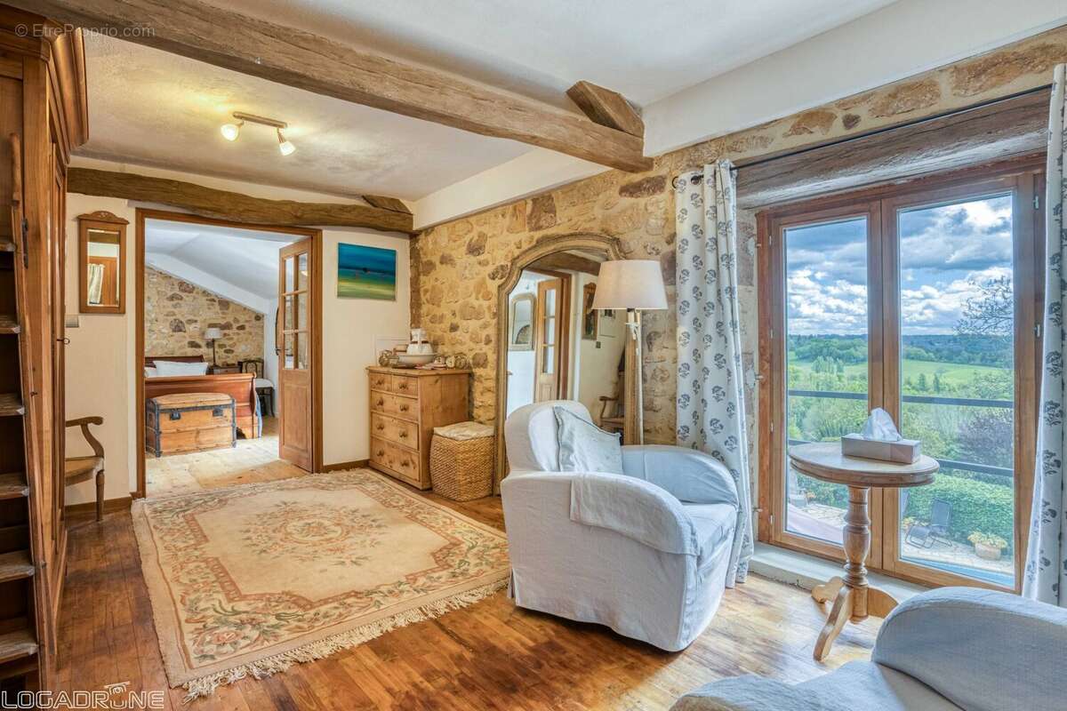 Maison à SALLES-DE-BELVES