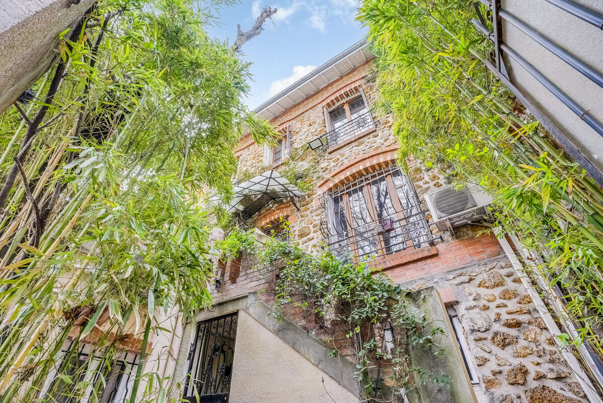 Maison à PARIS-20E