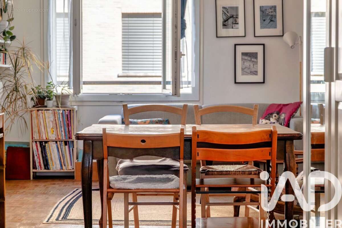 Photo 3 - Appartement à PARIS-12E