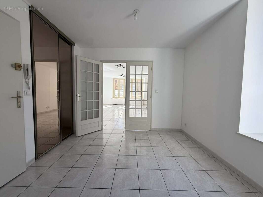 Appartement à CHARLEVILLE-MEZIERES