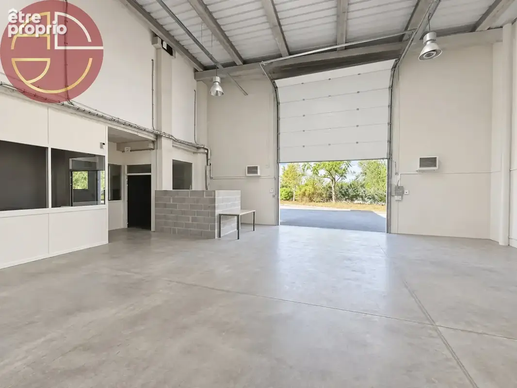 Commerce 800 m² à vendre à Toulouse (31200) - photo 3