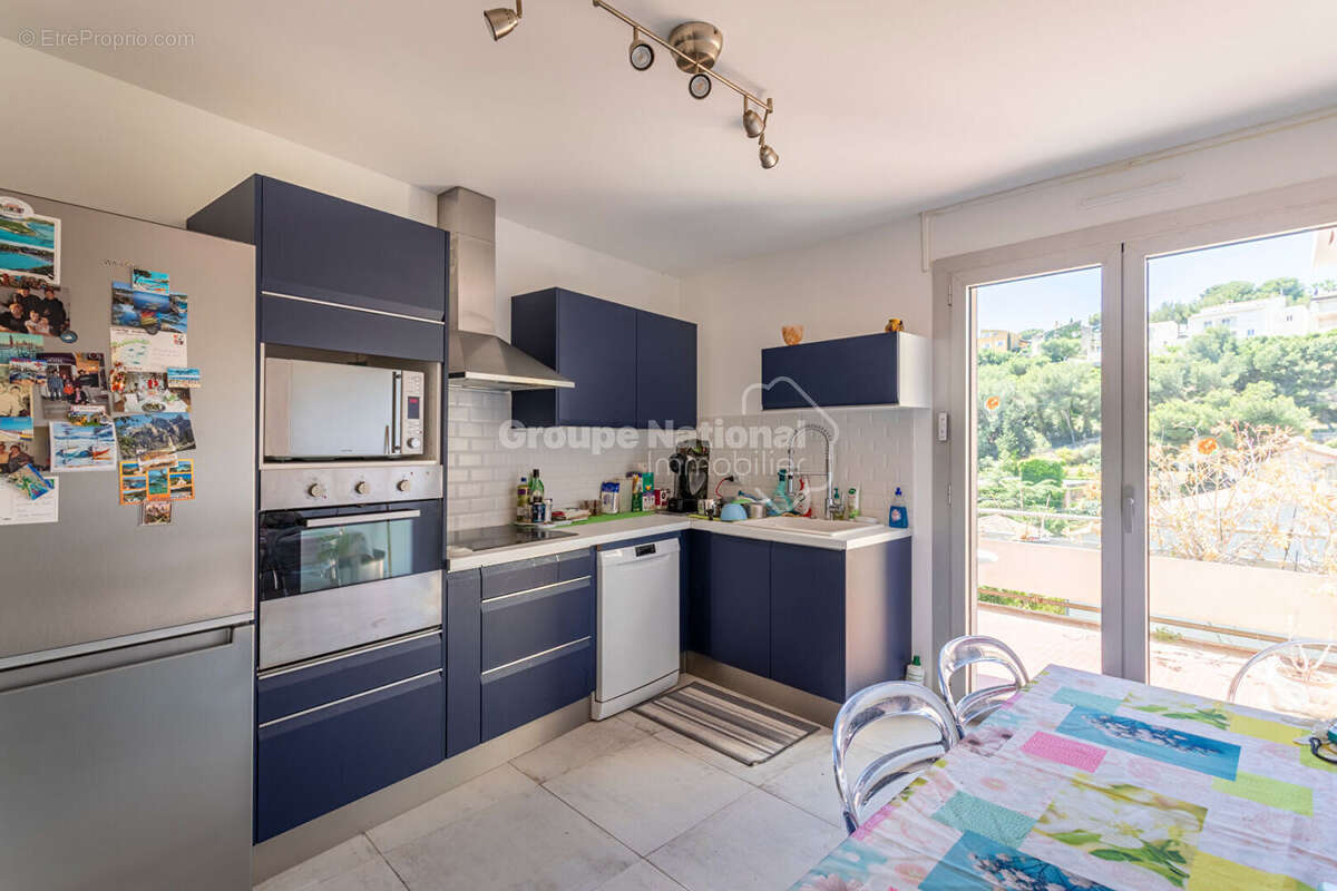 Appartement à CARRY-LE-ROUET