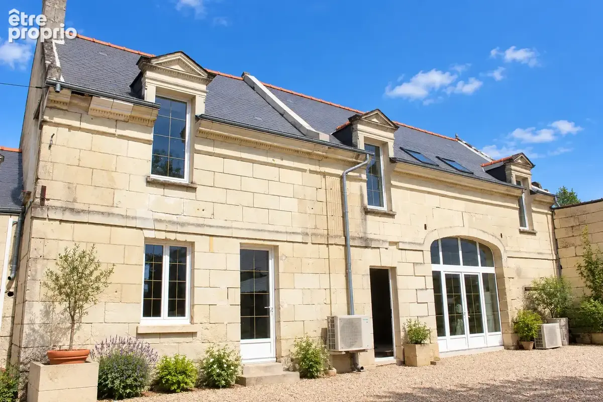 Savigny-en-veron - photo 2