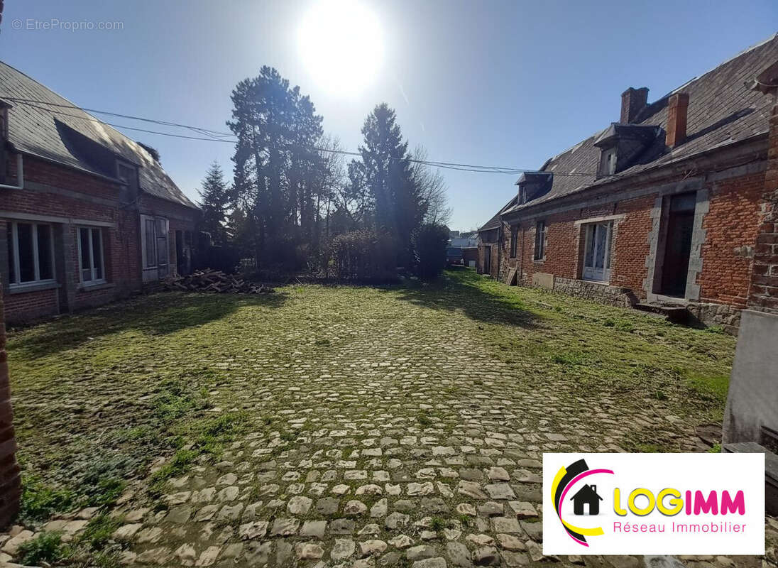 Maison à POIX-DU-NORD