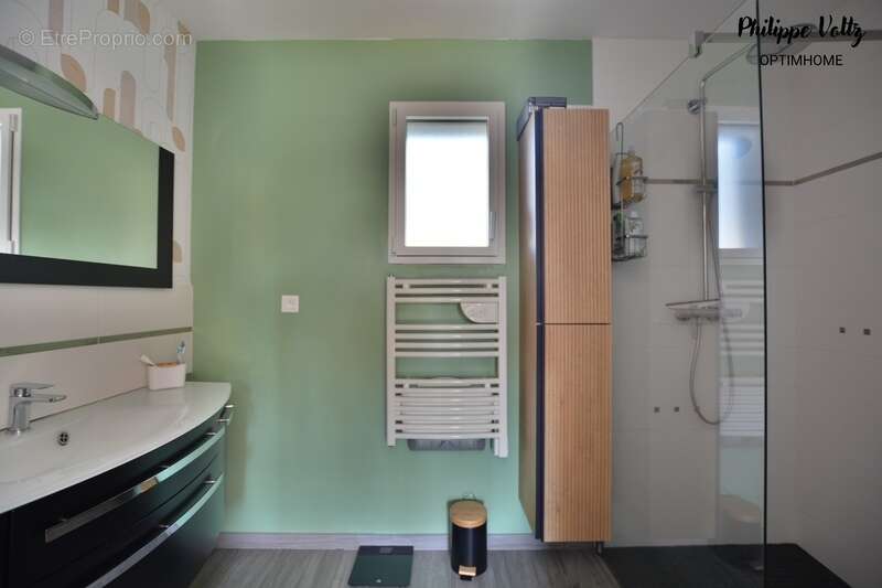 Maison à LE VIVIER-SUR-MER