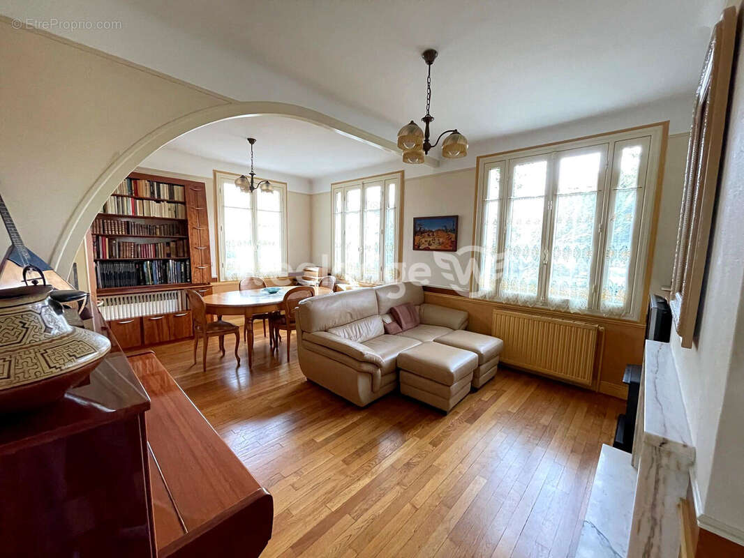 Maison à CONFLANS-SAINTE-HONORINE