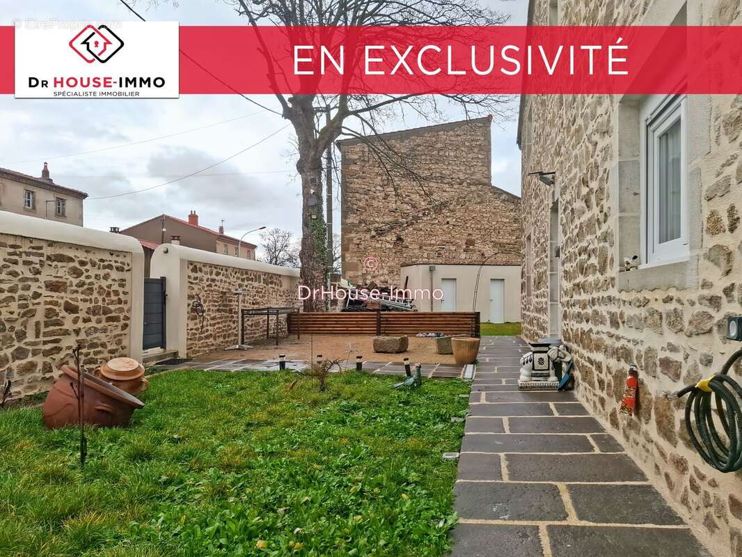 Appartement à AUTHEZAT