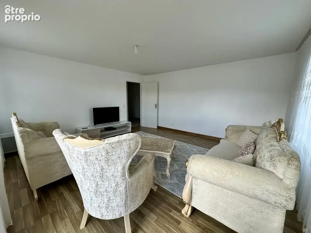 Appartement 3 pièces 71 m² à vendre à Val-De-Reuil (27100) - photo 7