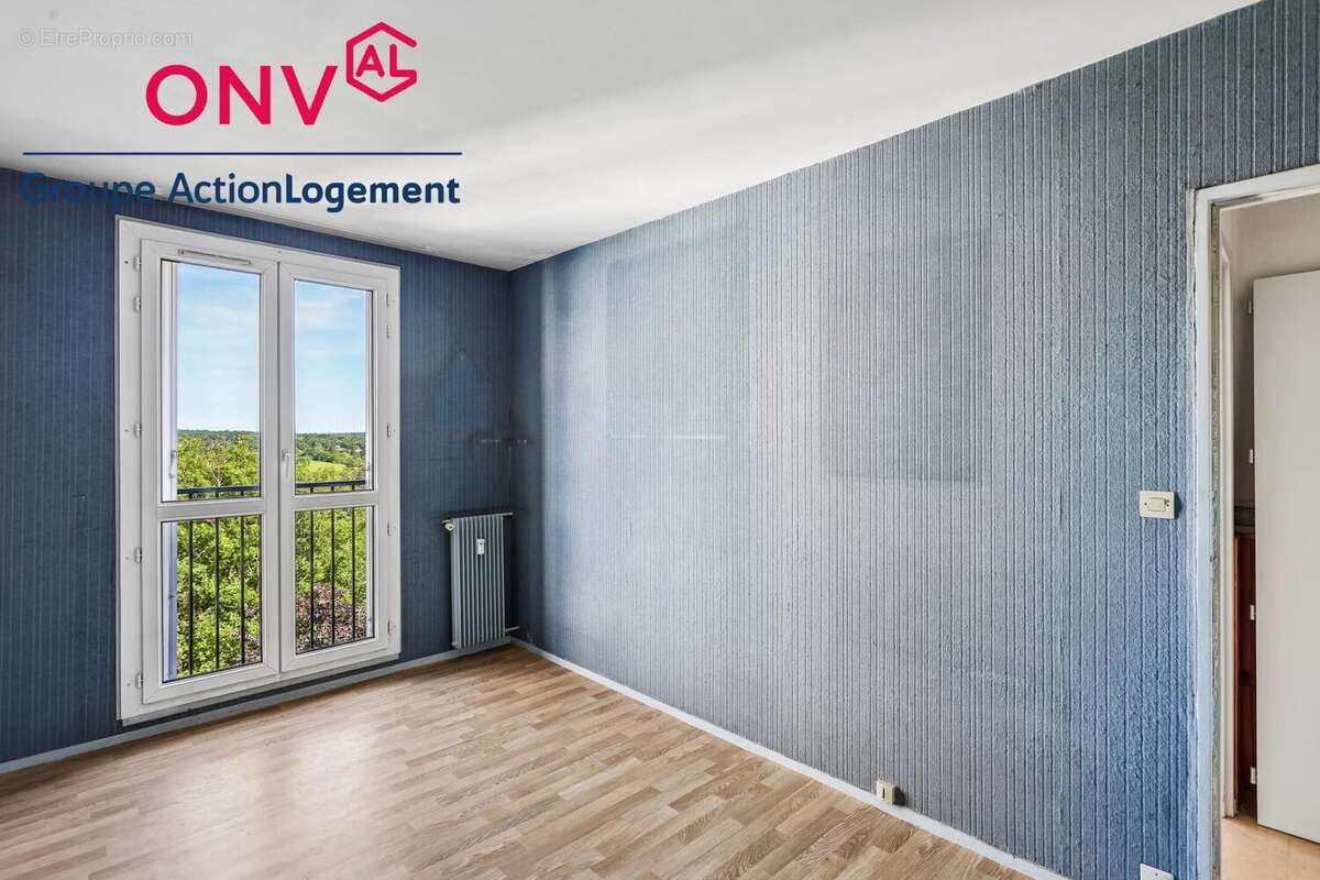 Appartement à CORBEIL-ESSONNES