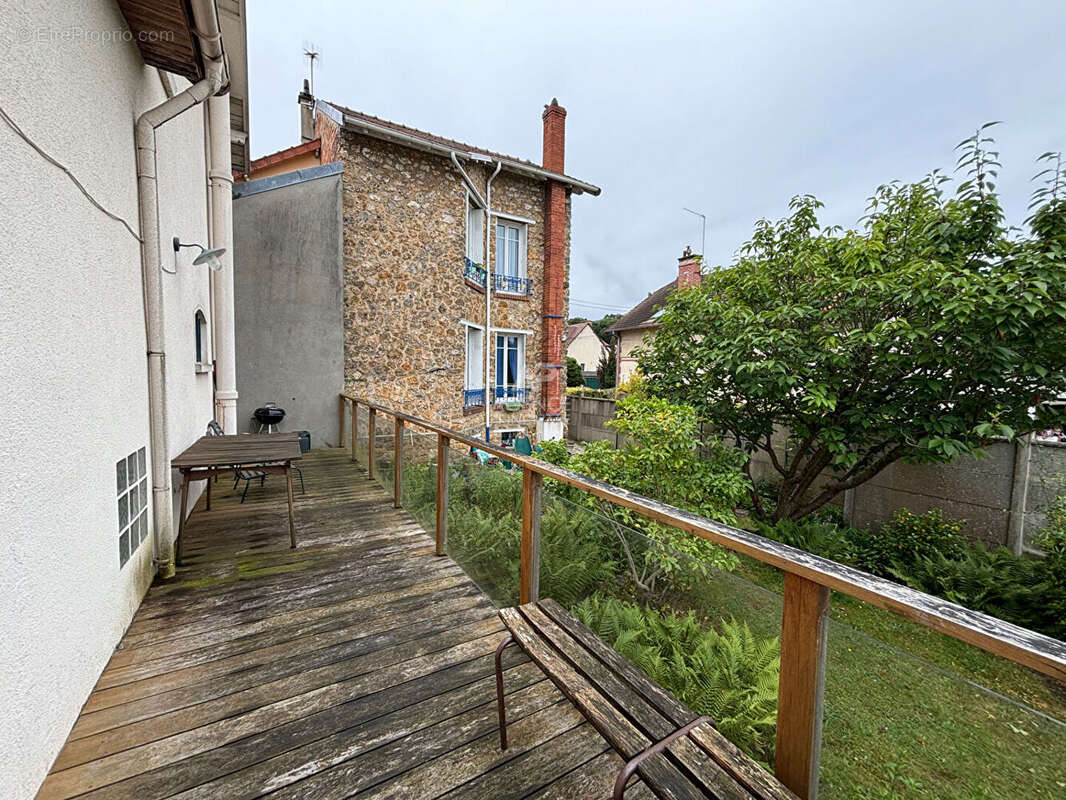 Maison - MAISONS-LAFFITTE - Quartier Saint Nicolas - Maison de 80.42m2 au sol - photo 5