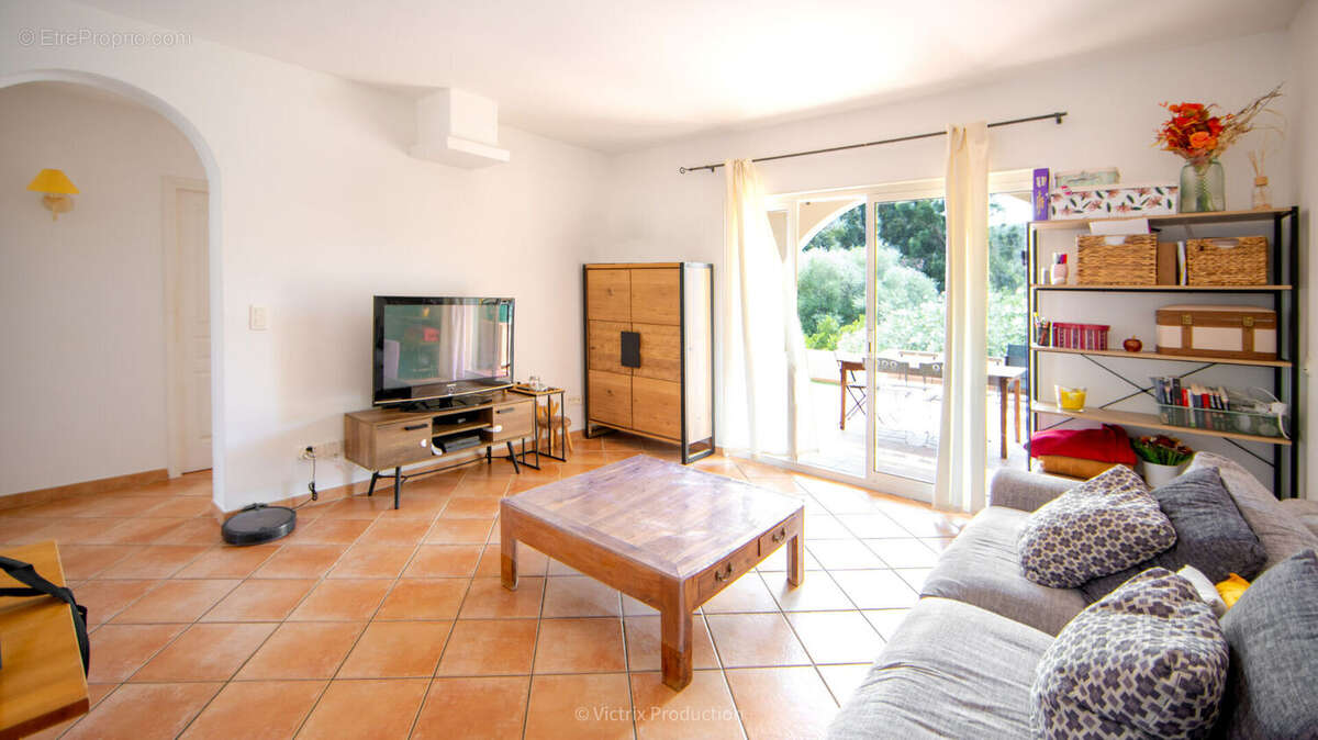 Demeure de prestige Oletta 15 pièces 281 m2, piscine, terrain 7500 m2 - photo 11
