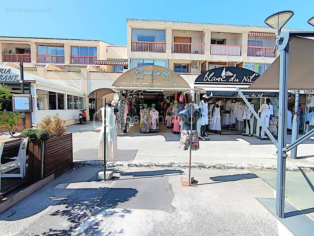 Commerce à LA SEYNE-SUR-MER