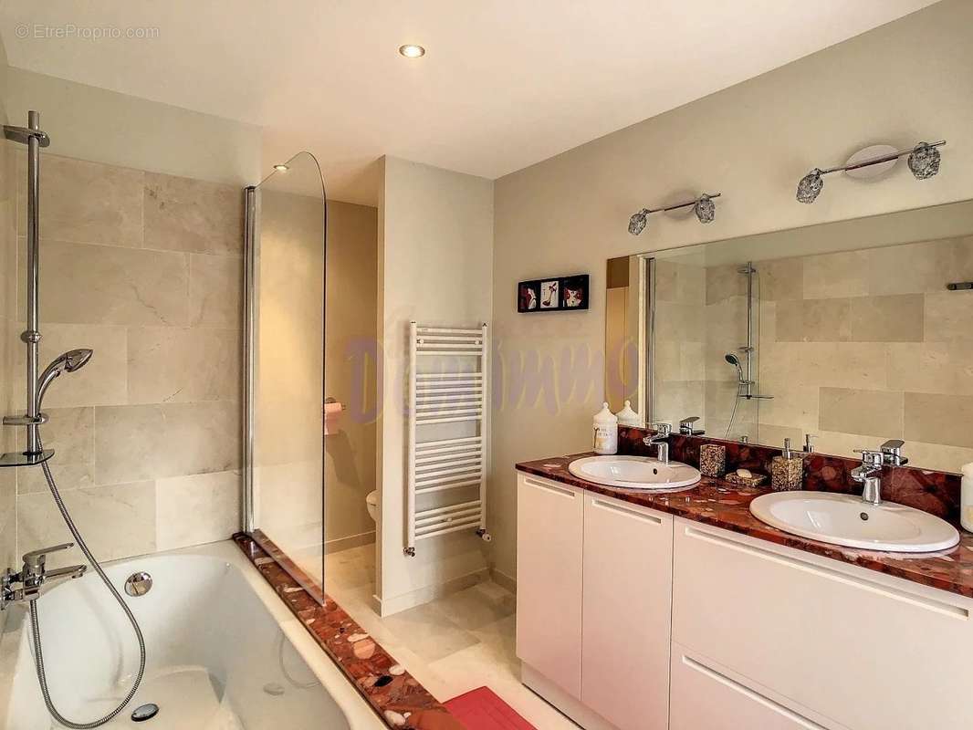 Maison à ALLIGNY-EN-MORVAN