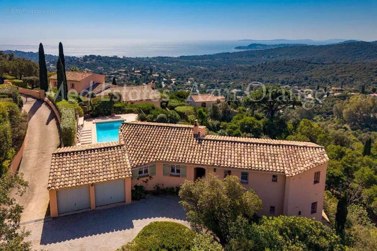 Maison à LA CROIX-VALMER