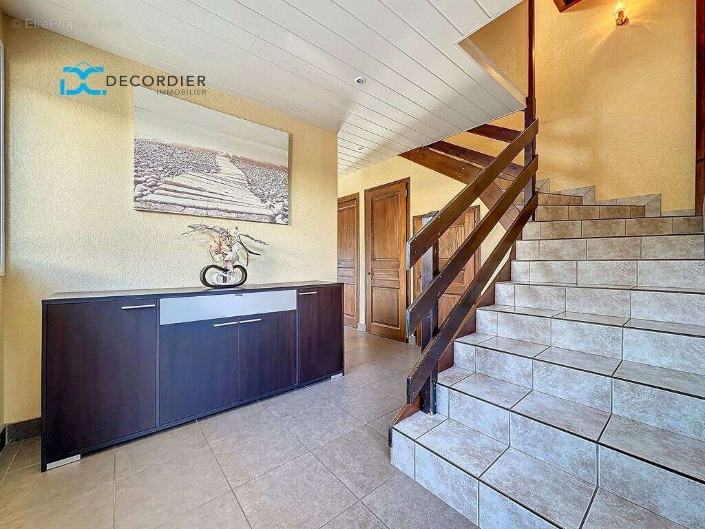 Maison à NEUVECELLE