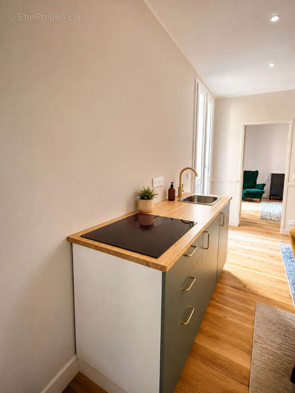 Appartement à PARIS-19E