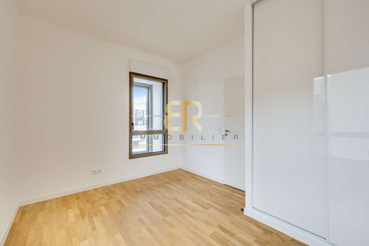 Appartement à COLOMBES